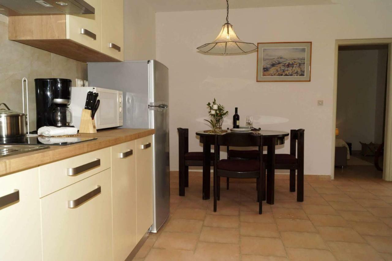 Apartament Apartman Eric Pula Zewnętrze zdjęcie