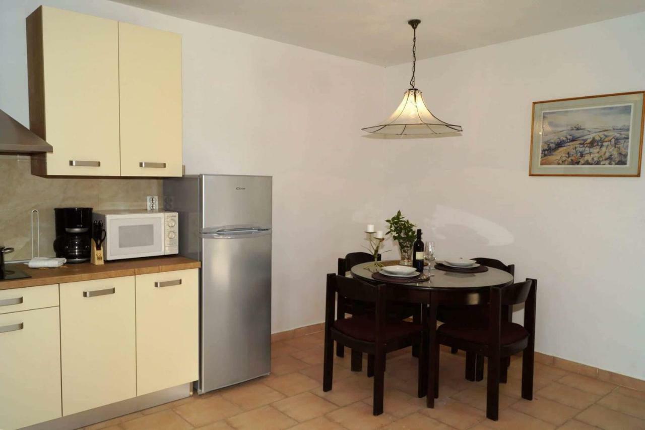 Apartament Apartman Eric Pula Zewnętrze zdjęcie