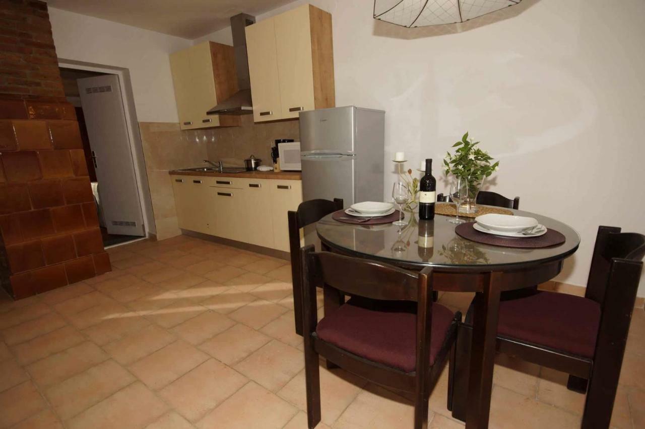 Apartament Apartman Eric Pula Zewnętrze zdjęcie