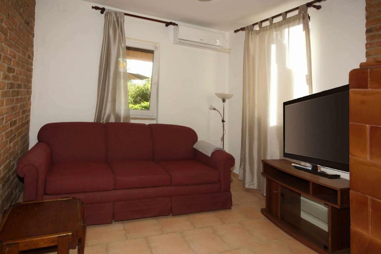 Apartament Apartman Eric Pula Zewnętrze zdjęcie