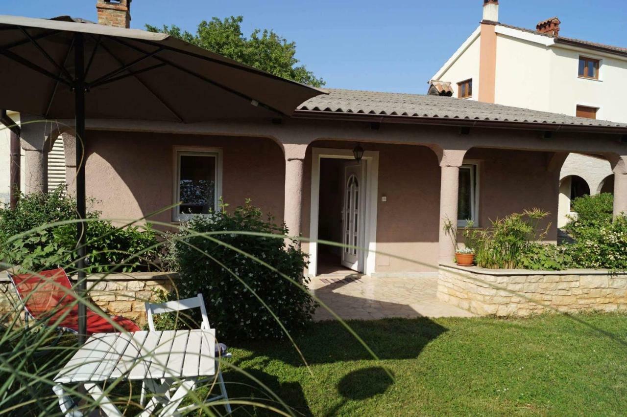 Apartament Apartman Eric Pula Zewnętrze zdjęcie